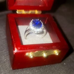 10K White gold ring